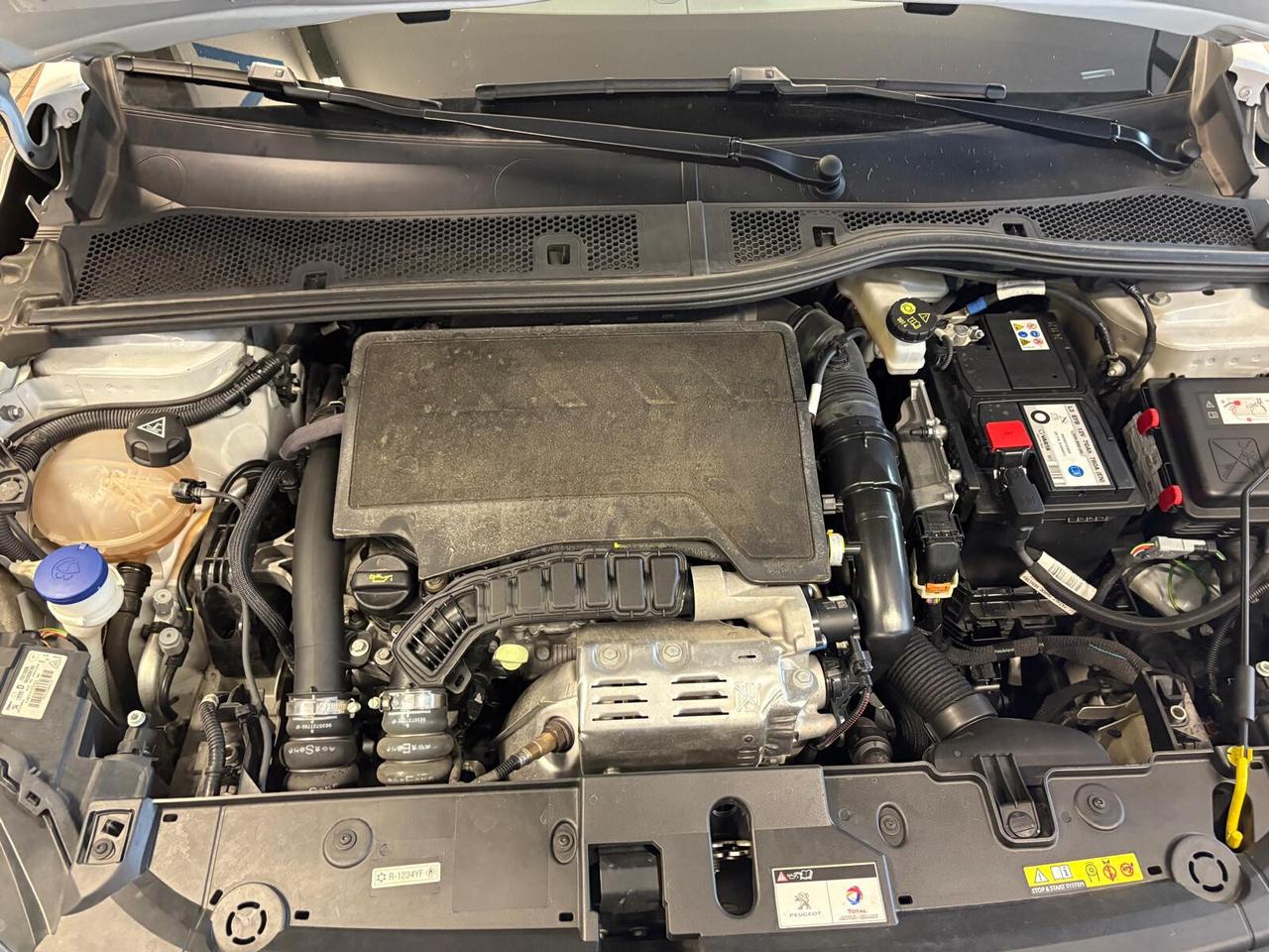 Peugeot 208 PureTech 100 Stop&Start EAT8 5 porte GT