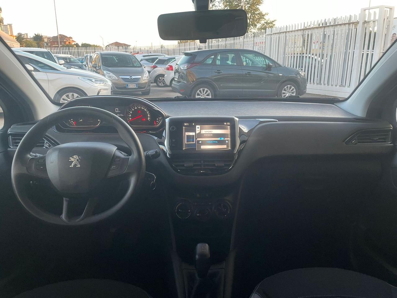 Peugeot 208 1.4 HDi 68 CV 5 porte Allure