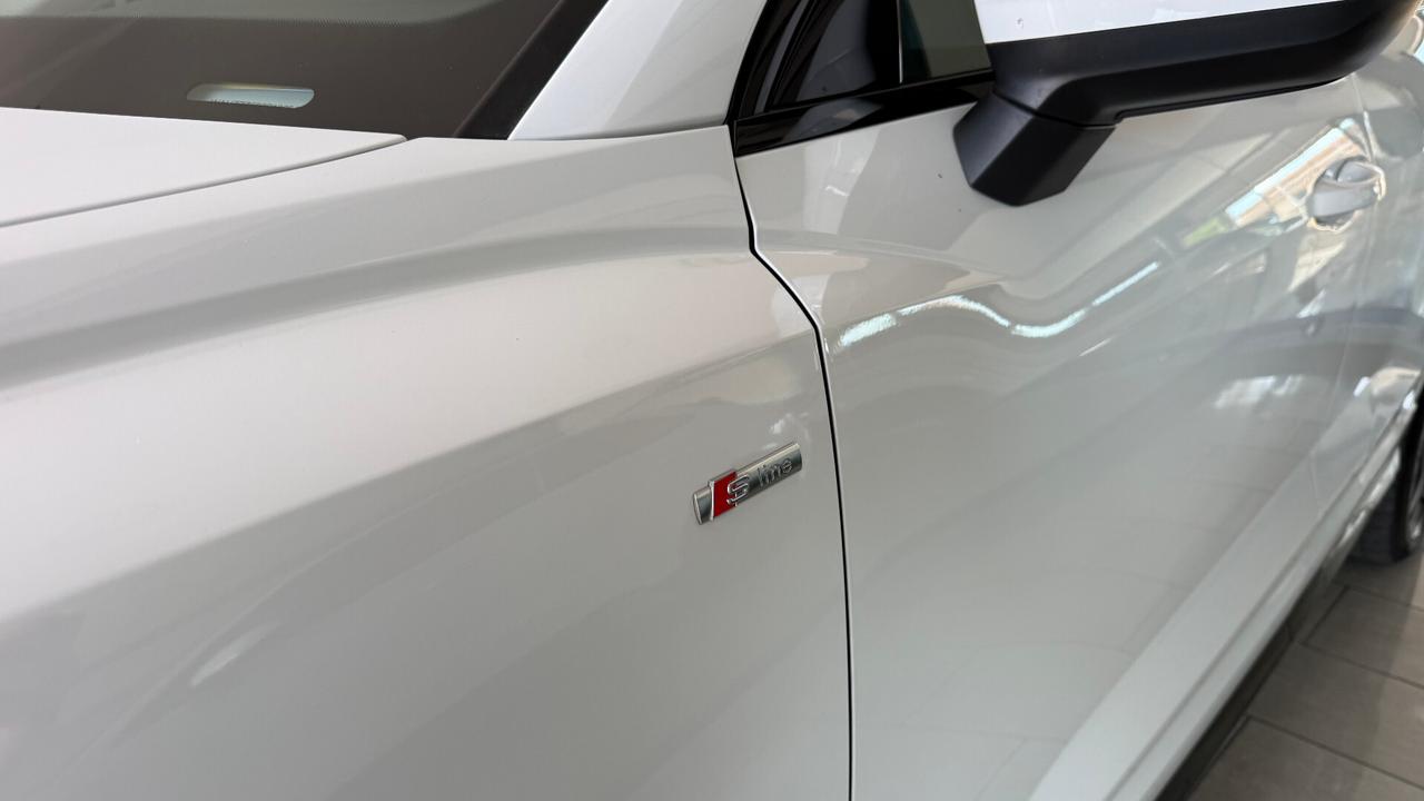 AUDI Q3 SPORTBACK S LINE TETTO IDENTITY BLACK