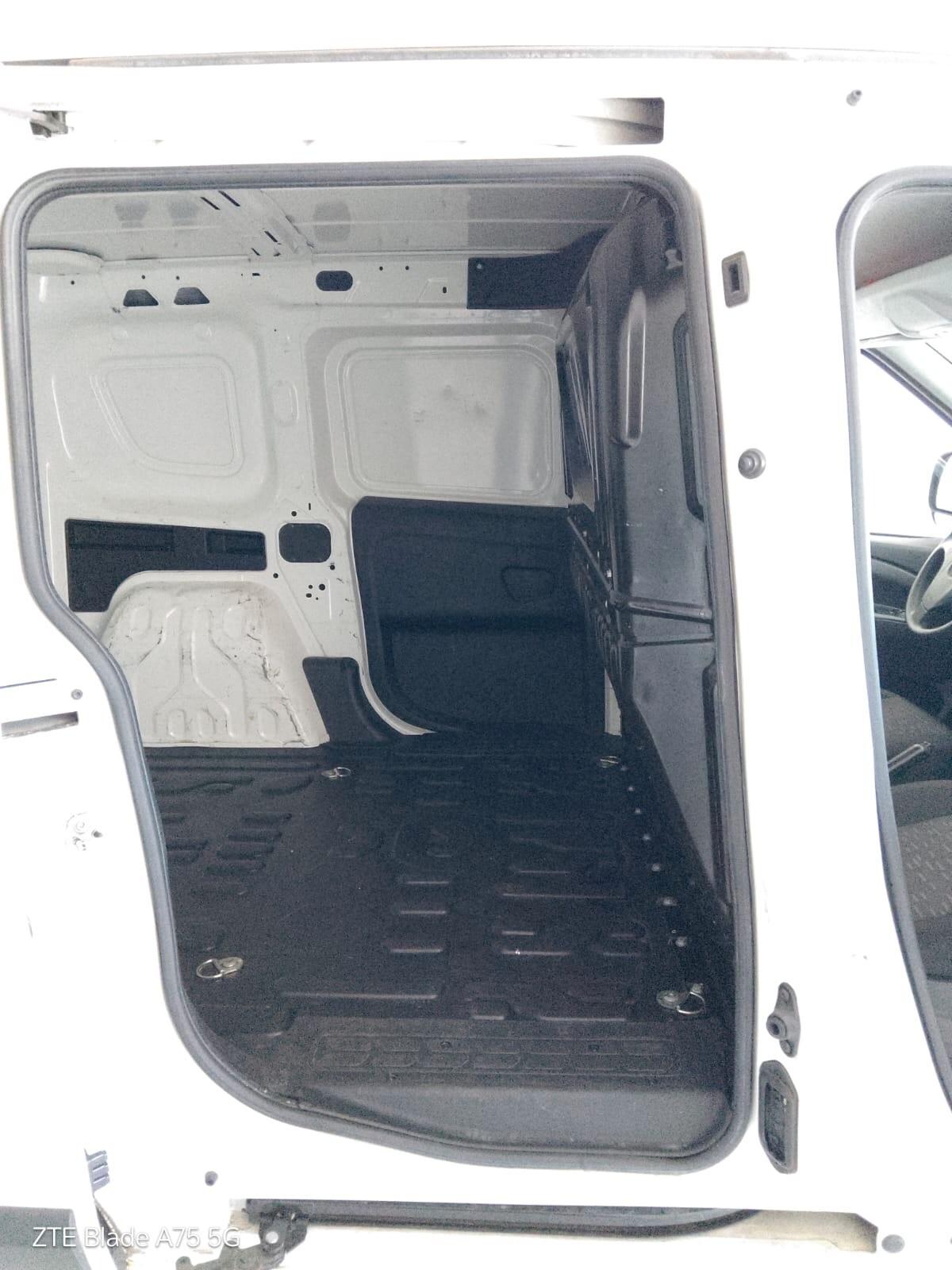 OPEL COMBO 1.3 CDTI 95 CV EURO 6 UNICOPROPIETARIO