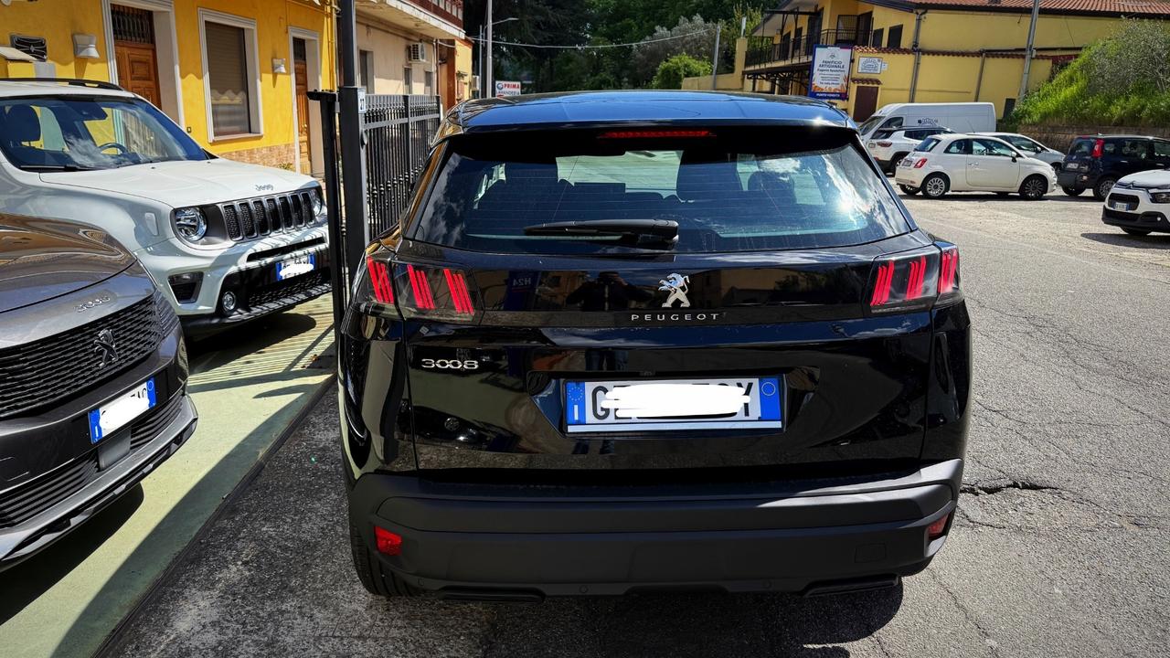 Peugeot 3008 1.5 HDI Eat8 Business - 2021