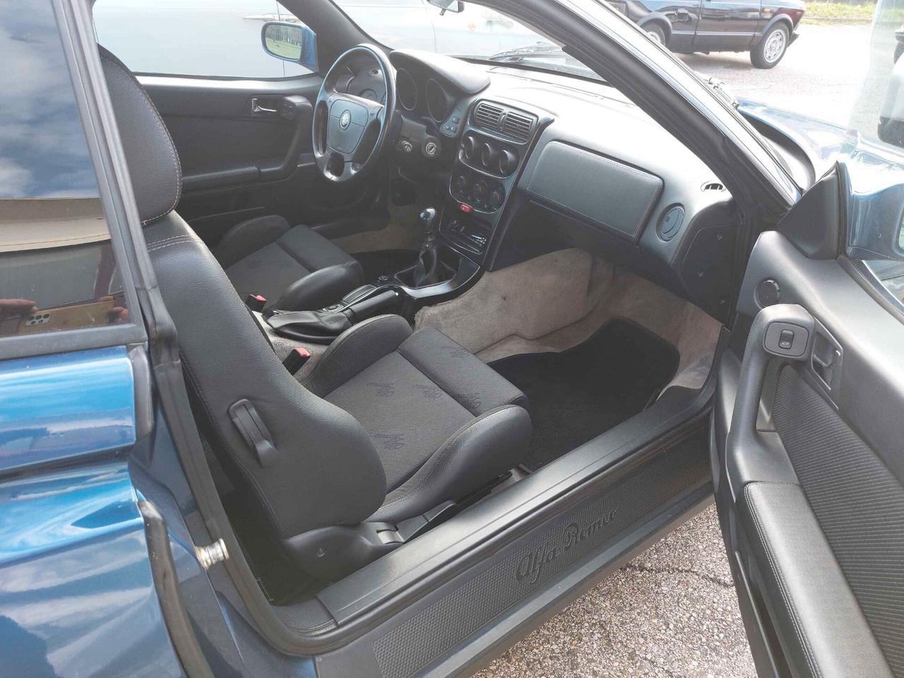 Alfa Romeo GTV 2.0i V6 turbo cat