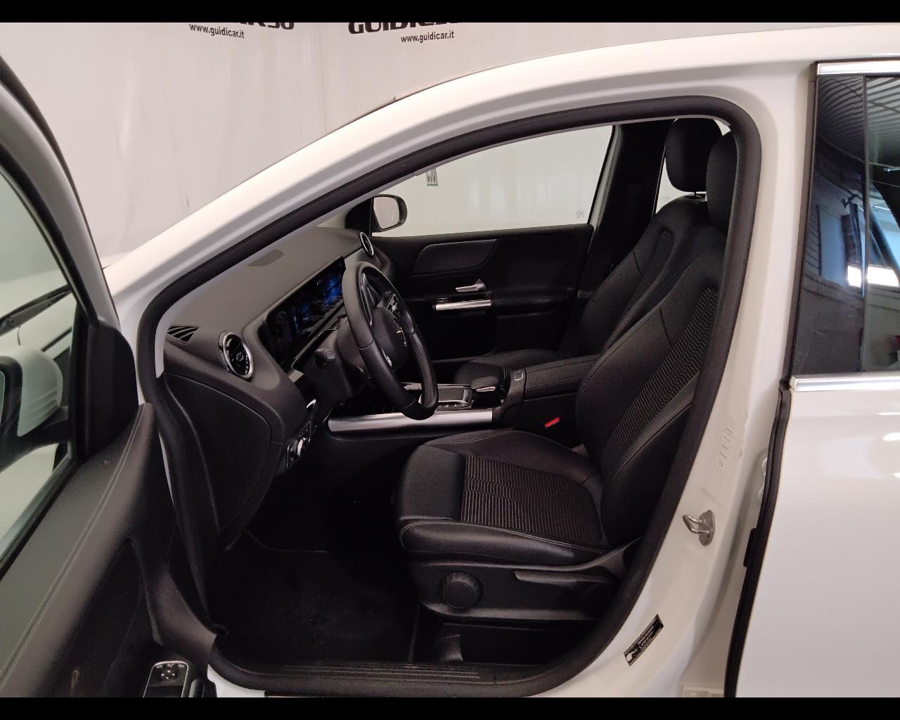 Mercedes-Benz Classe B - W247 2018 - B 180 d Sport Plus auto