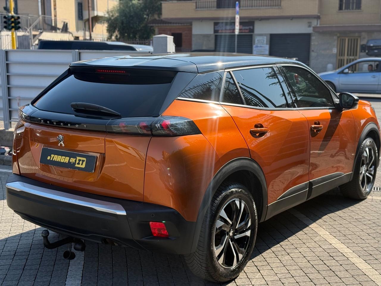 Peugeot 2008 PureTech 100 Allure + GARANTITA