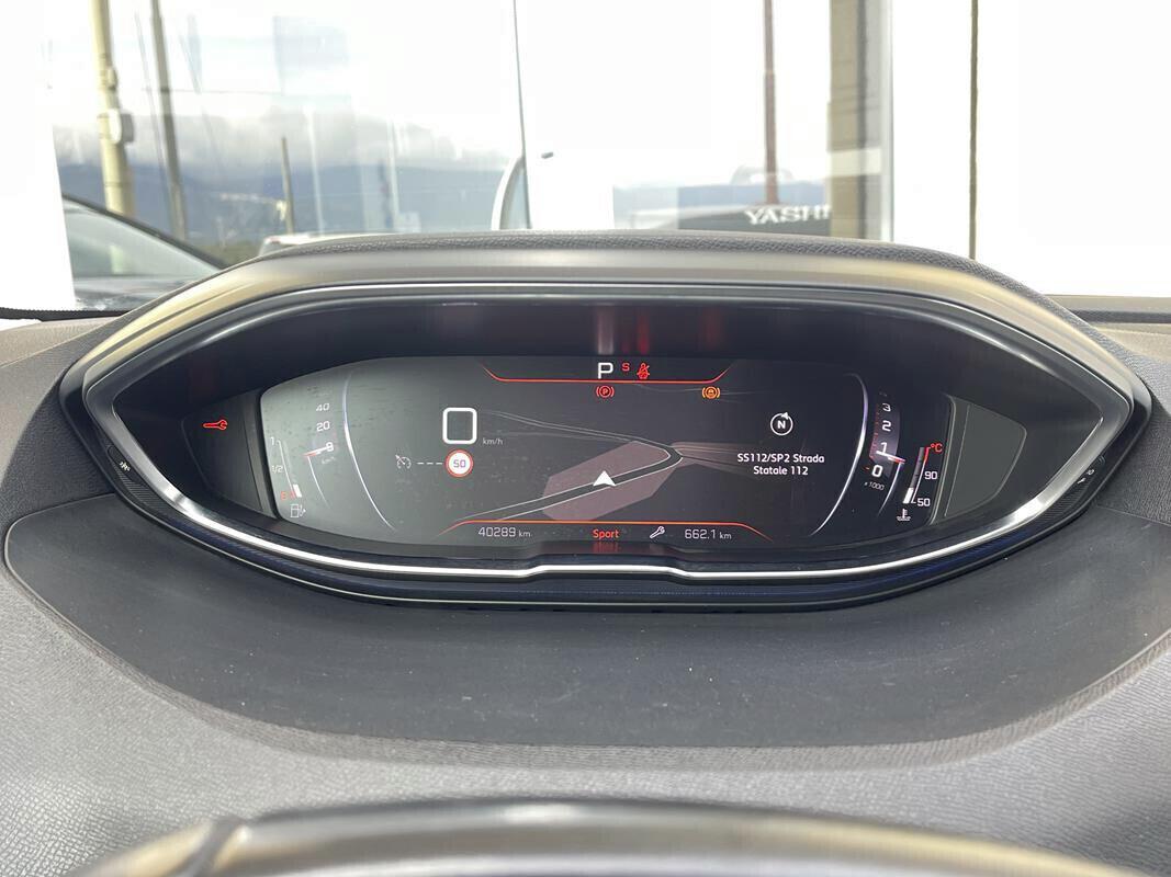 Peugeot 3008 BlueHDi 130 S&S EAT8 Allure Pack - Automatica (Auto Aziendale fatturabile con iva deducibile) Pari al nuvo