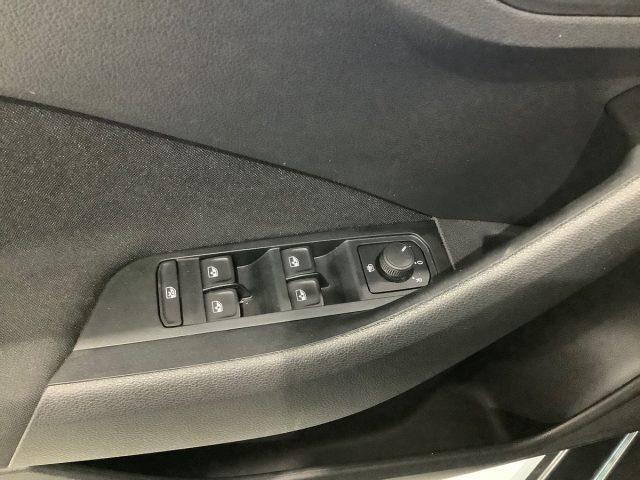 SKODA Kamiq 1.0 TSI 115 CV DSG Black Dots