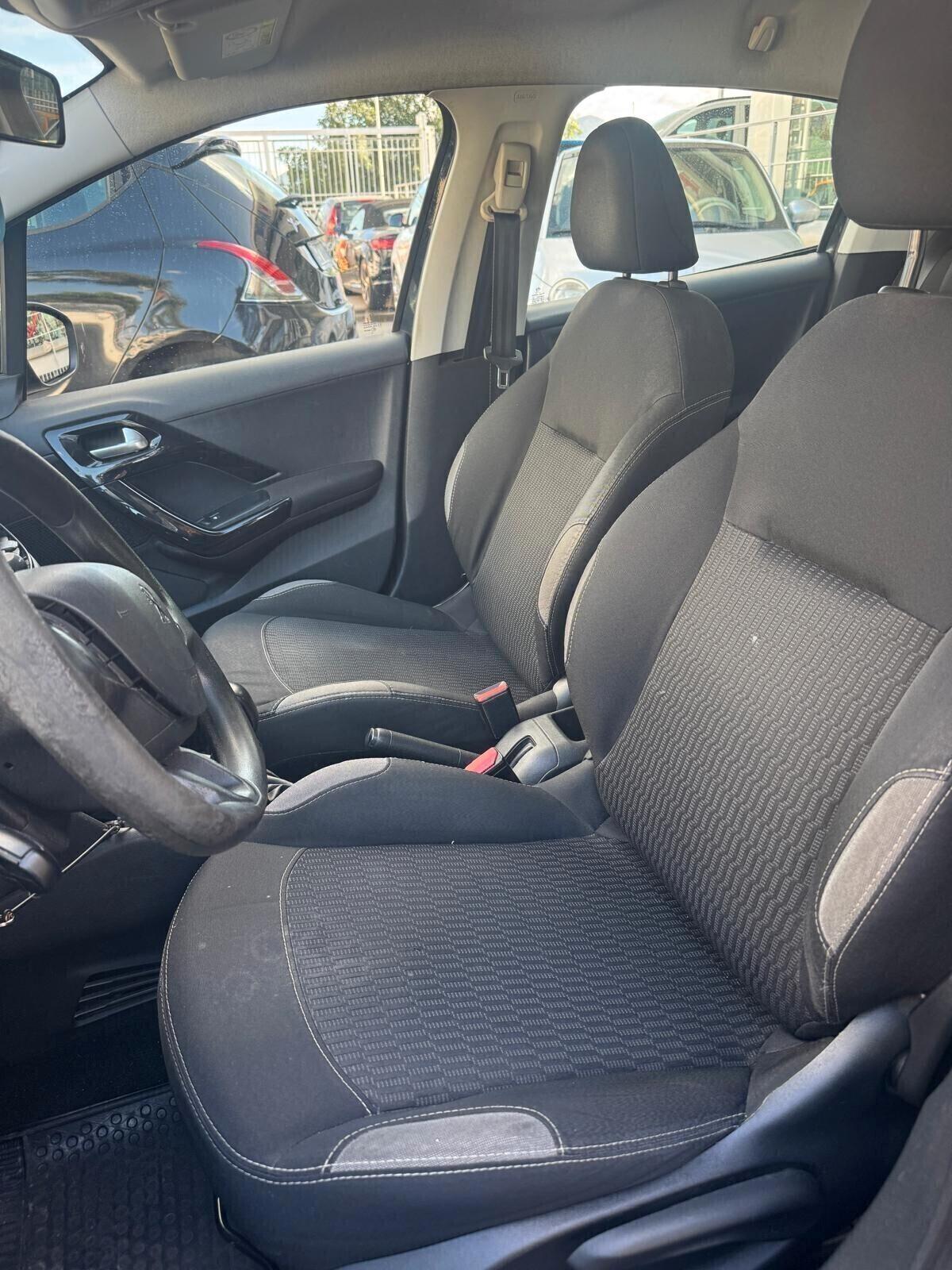 Peugeot 208 diesel 5 porte Active