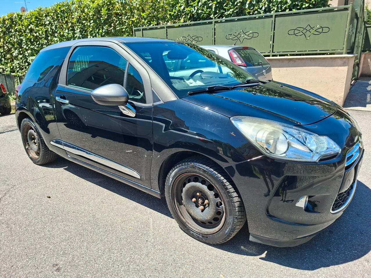 Ds DS3 3 1.2 VTi 82 Just Black