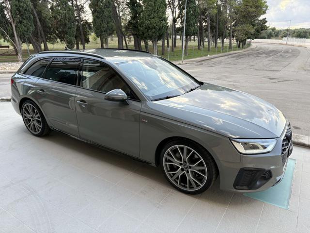 AUDI A4 Avant 40 2.0 TDI quattro S tronic S line edition.