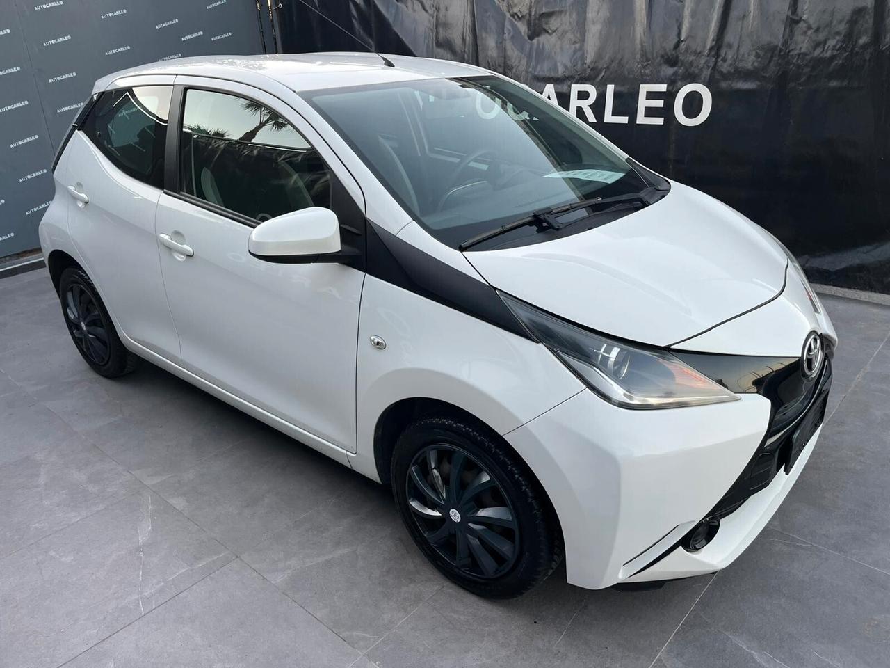 Toyota Aygo 1.0 BENZINA CAMBIO AUTOMATICO