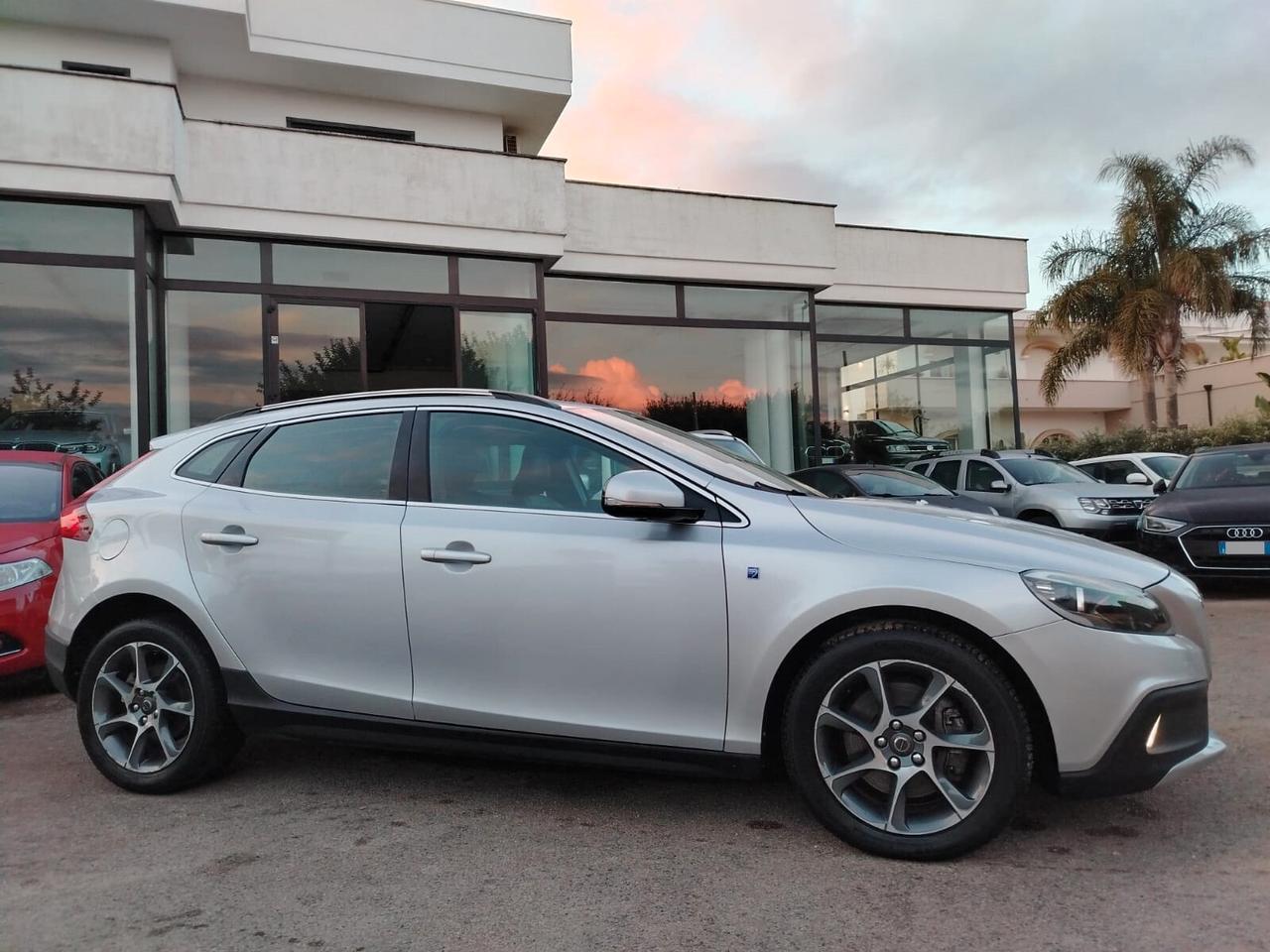 Volvo V40 Cross Country 2.0 D2