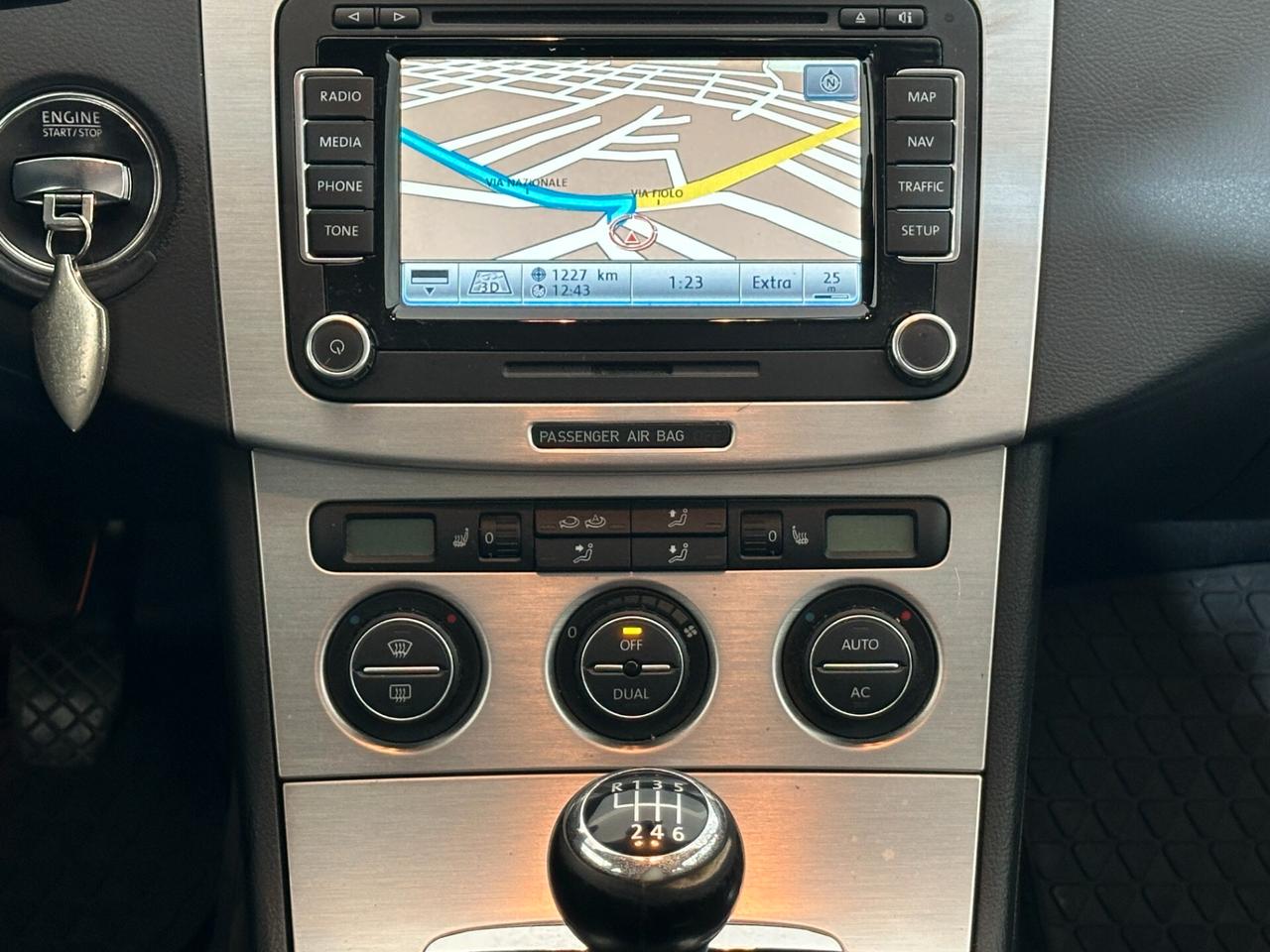 Volkswagen Passat 2.0 TDI DPF Var. Business Perfetta