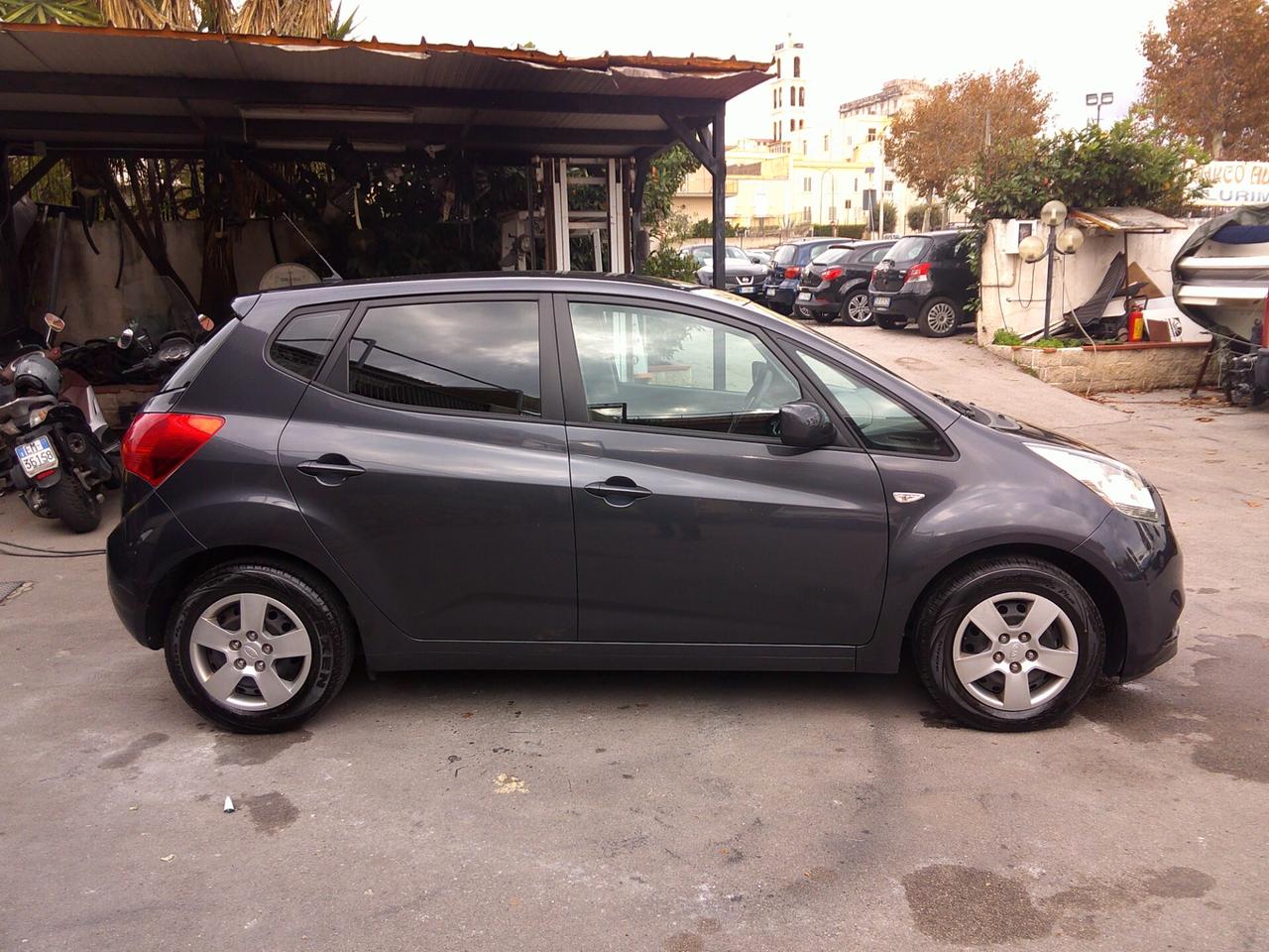 Kia Venga 1.4 CRDi 90CV Cool