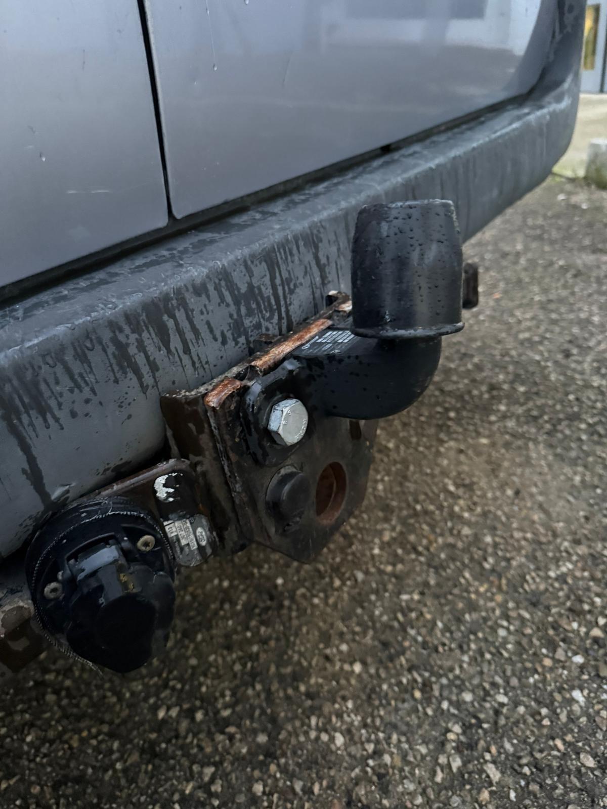 Ford Transit -GANCIO TRAINO - 160 KM