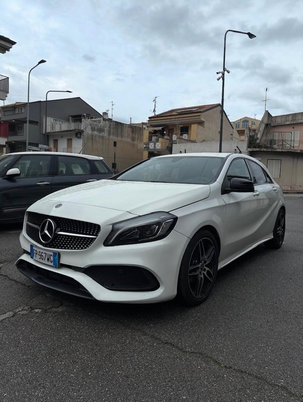 Mercedes-benz A 180 d Premium