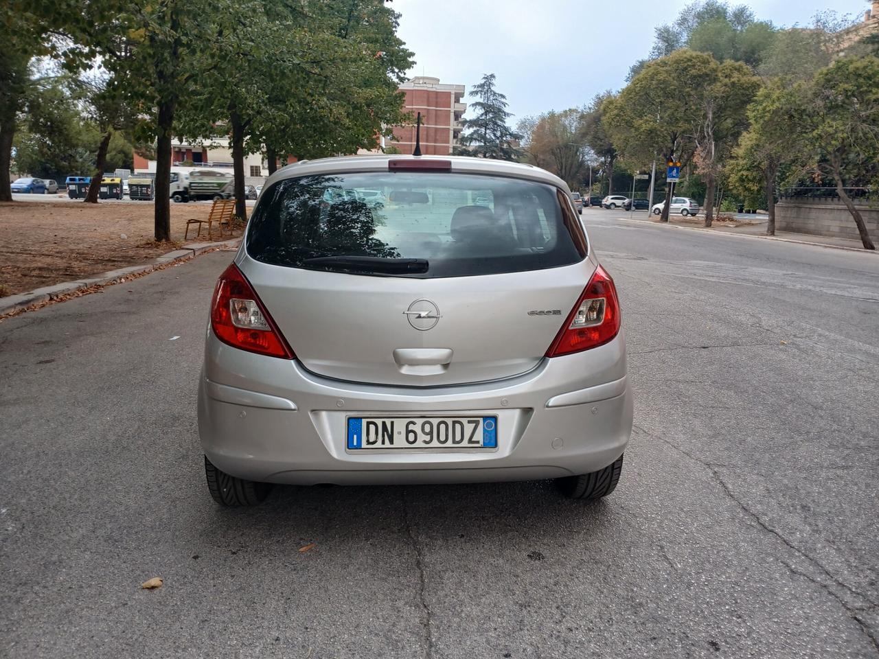 Opel Corsa 1.3 CDTI 90CV 5 porte Cosmo