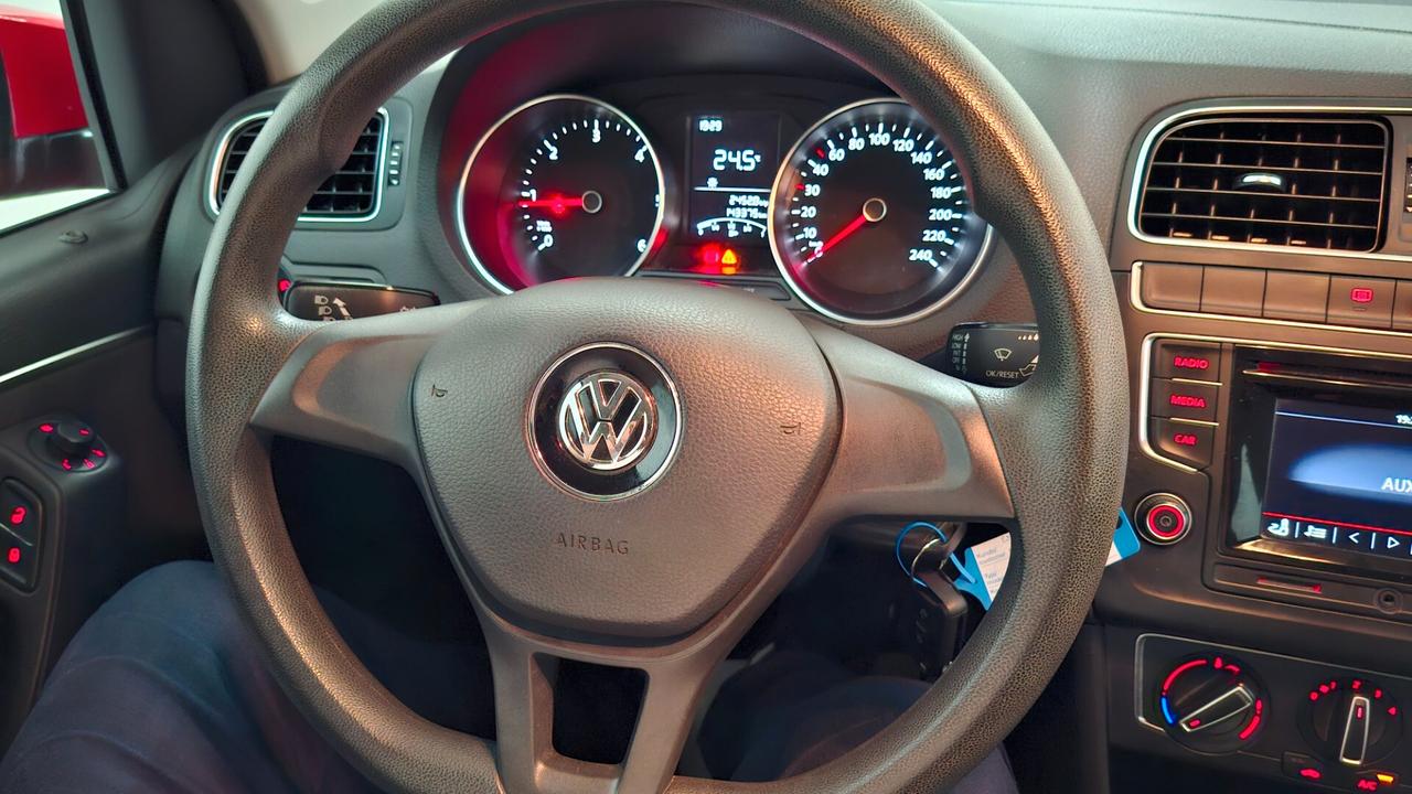 VOLKSWAGEN POLO 2014 DIESEL EURO6B COME NUOVA