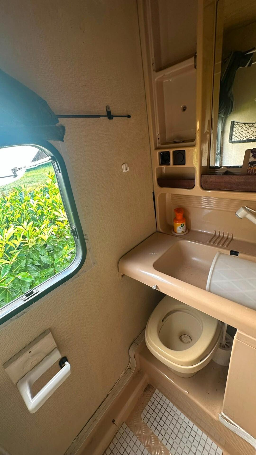 Ford transit 2.5 td. Pronto per il vostro viaggio