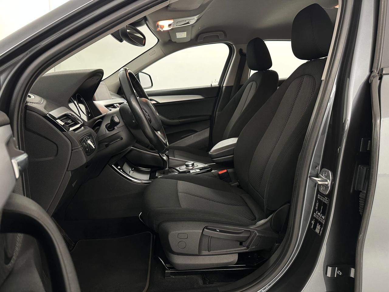 Bmw X2 sDrive18d Business-X