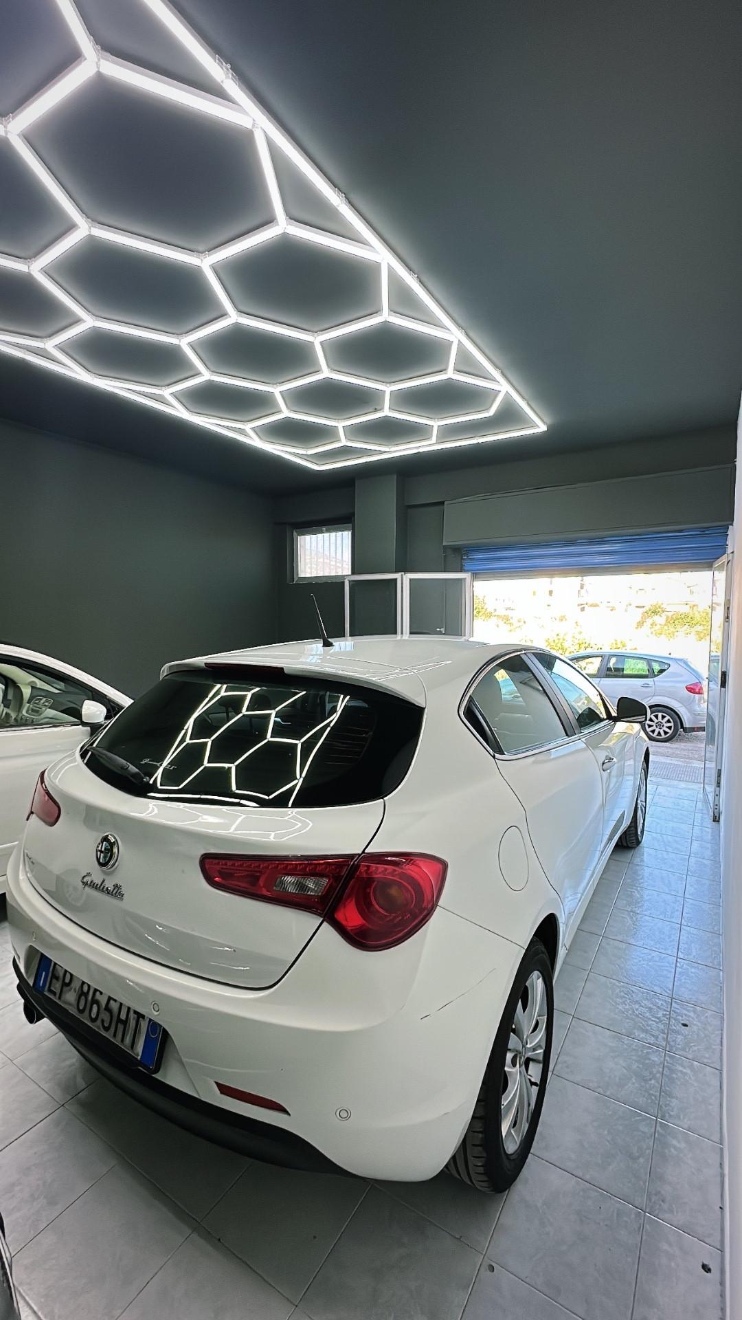 Alfa Romeo Giulietta 1.6 JTDm-2 105 CV Distinctive
