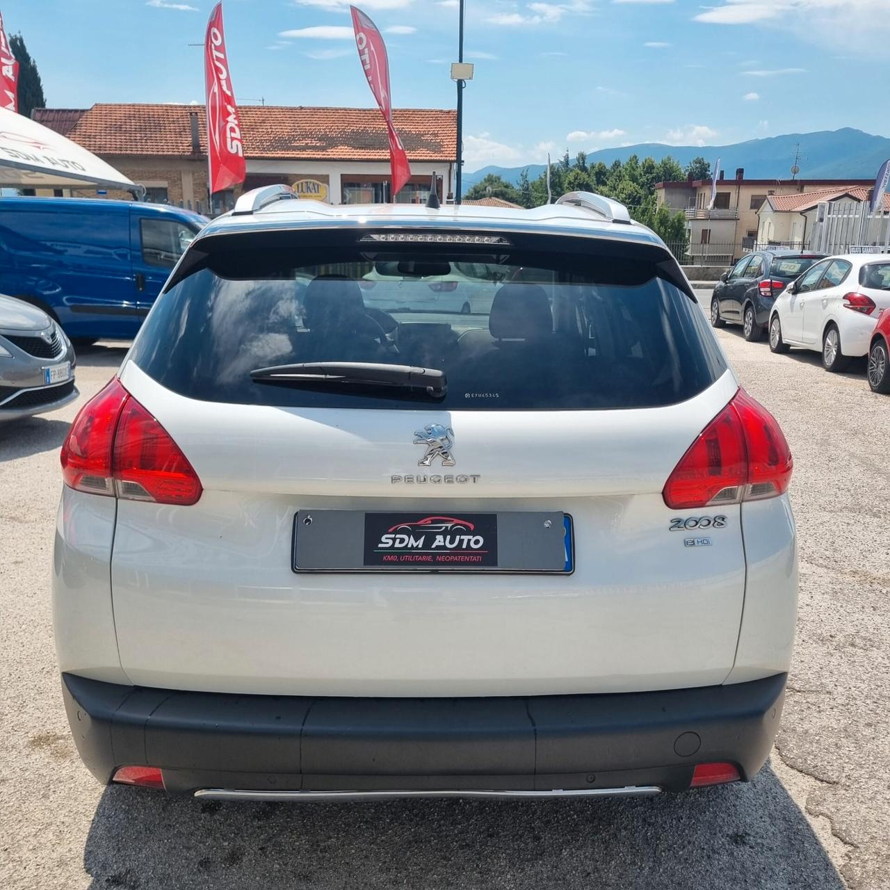 Peugeot 2008 1.6 e-HDi 115 CV Stop&Start Allure