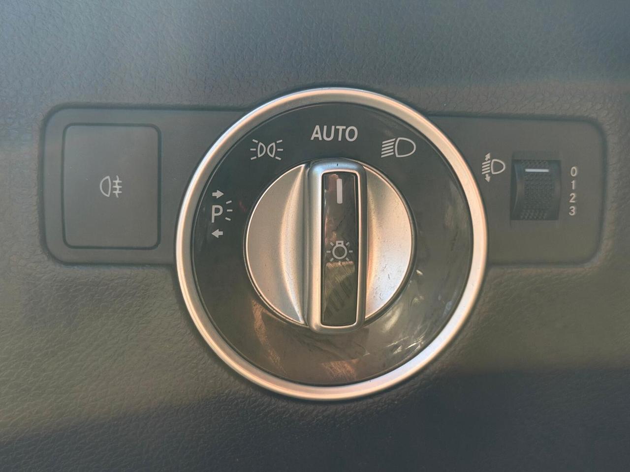 Mercedes-benz B 180 d Sport FULL OPTIONAL