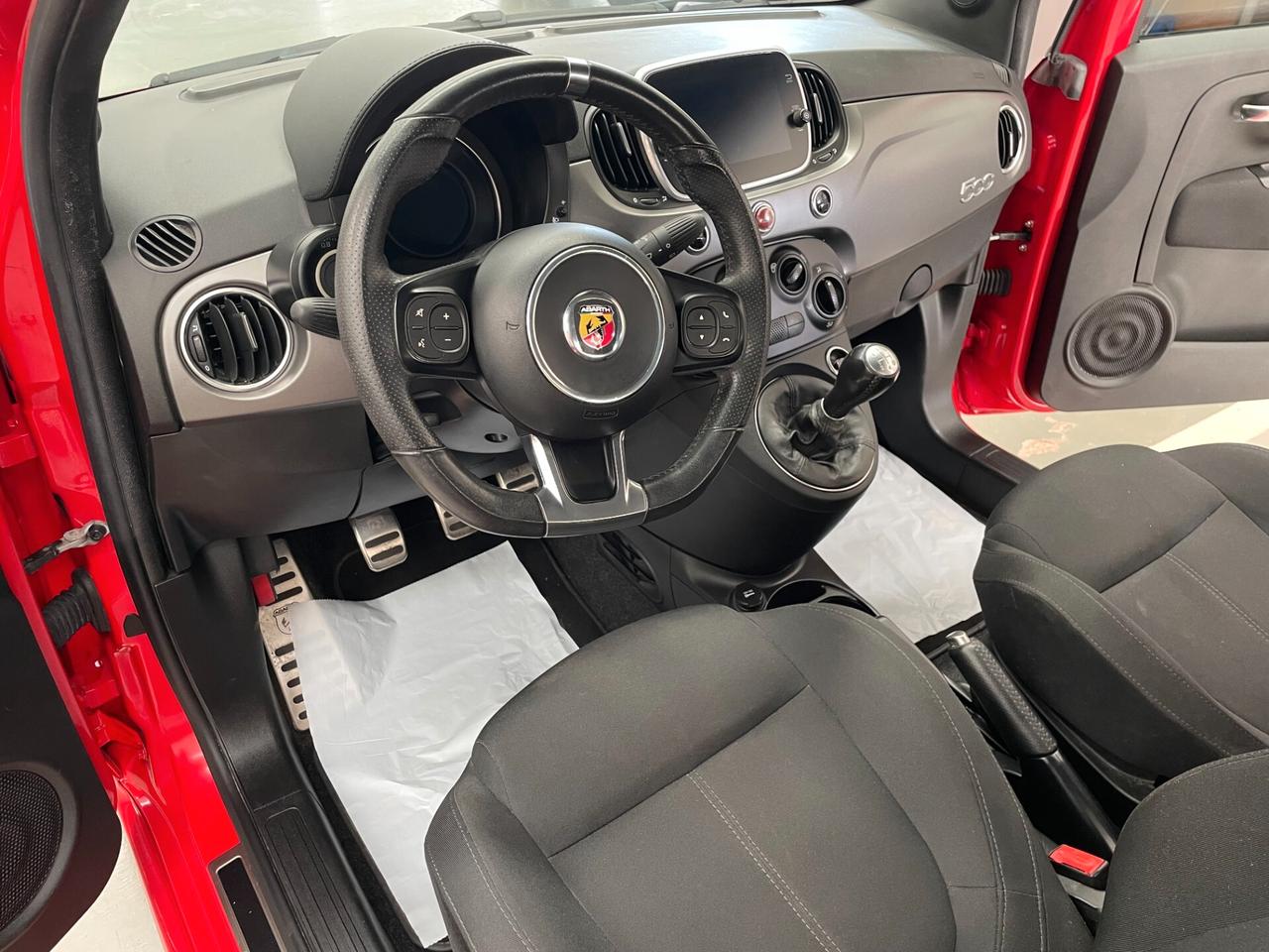 Abarth 595 1.4 Turbo T-Jet 160 CV Pista