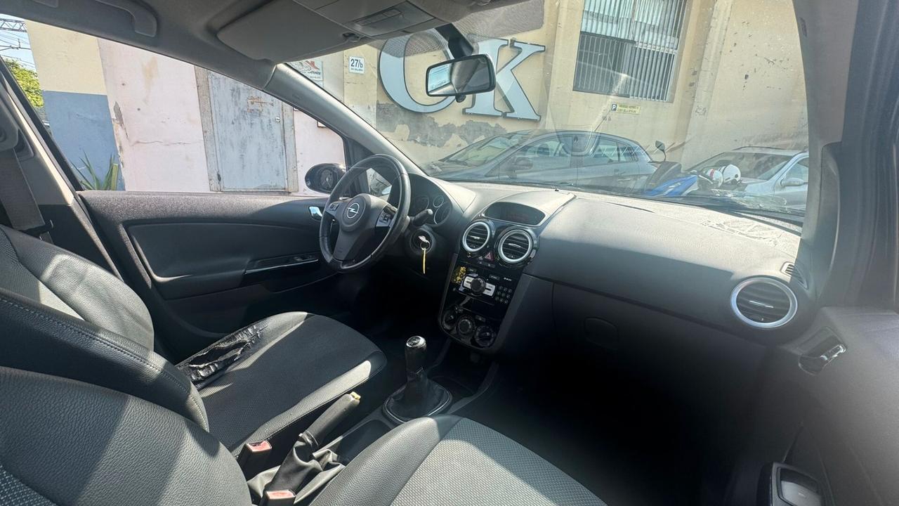 Opel Corsa 1.2 80CV 5 porte GPL-TECH Club