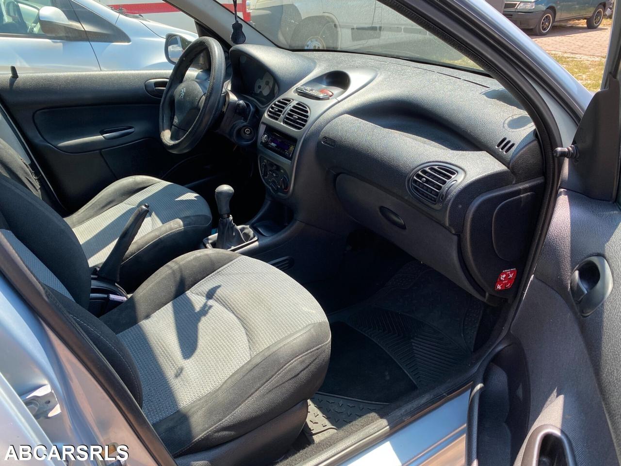 PEUGEOT - 206 - HDi 5p. - NEOPATENTATI - 1.300 EUR