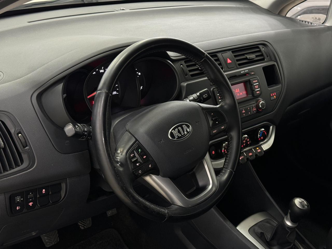 Kia Rio 1.2 CVVT 5p. Cool