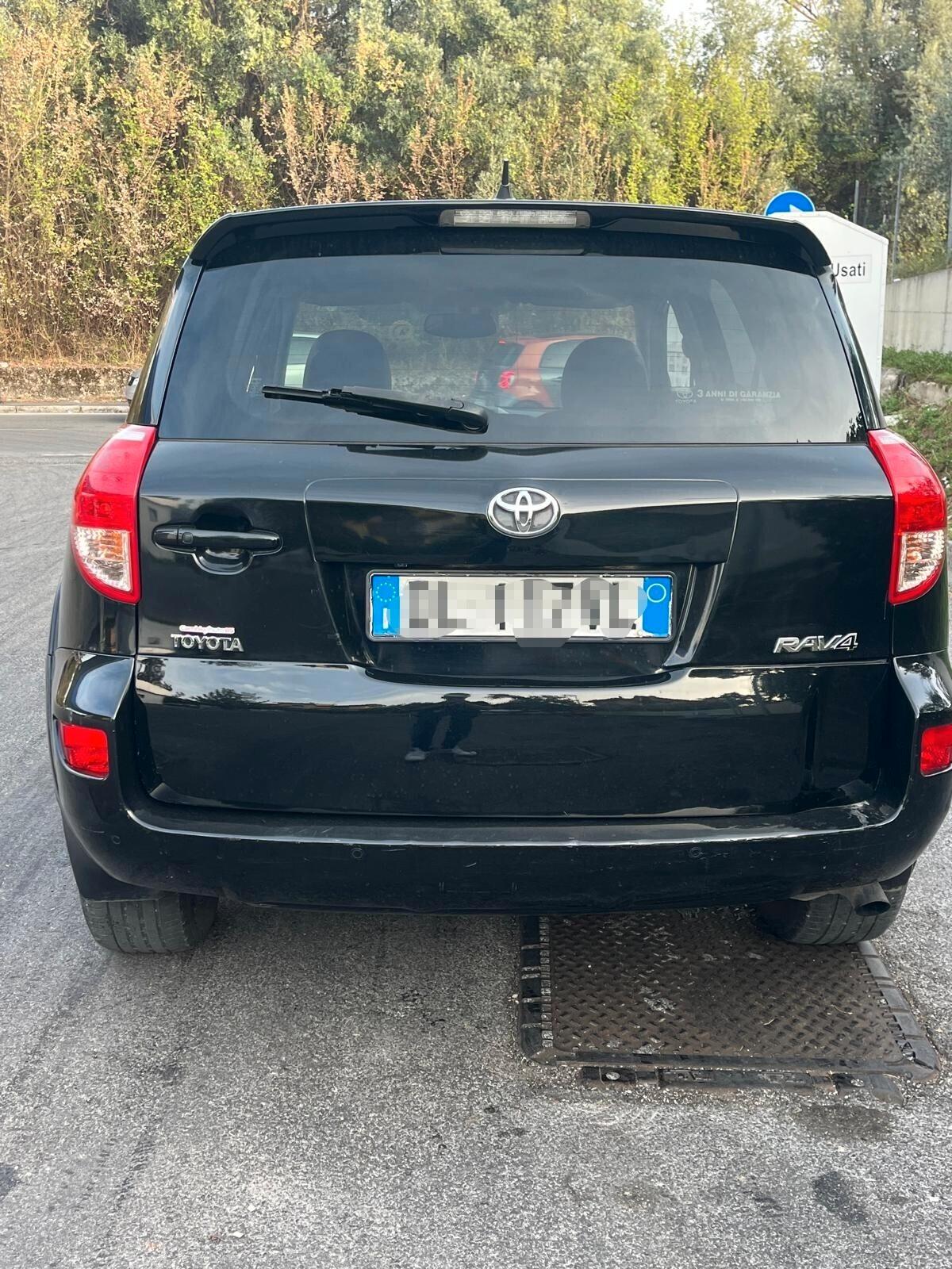 Toyota RAV 4 RAV4 2.2 D-4D 177 CV Luxury