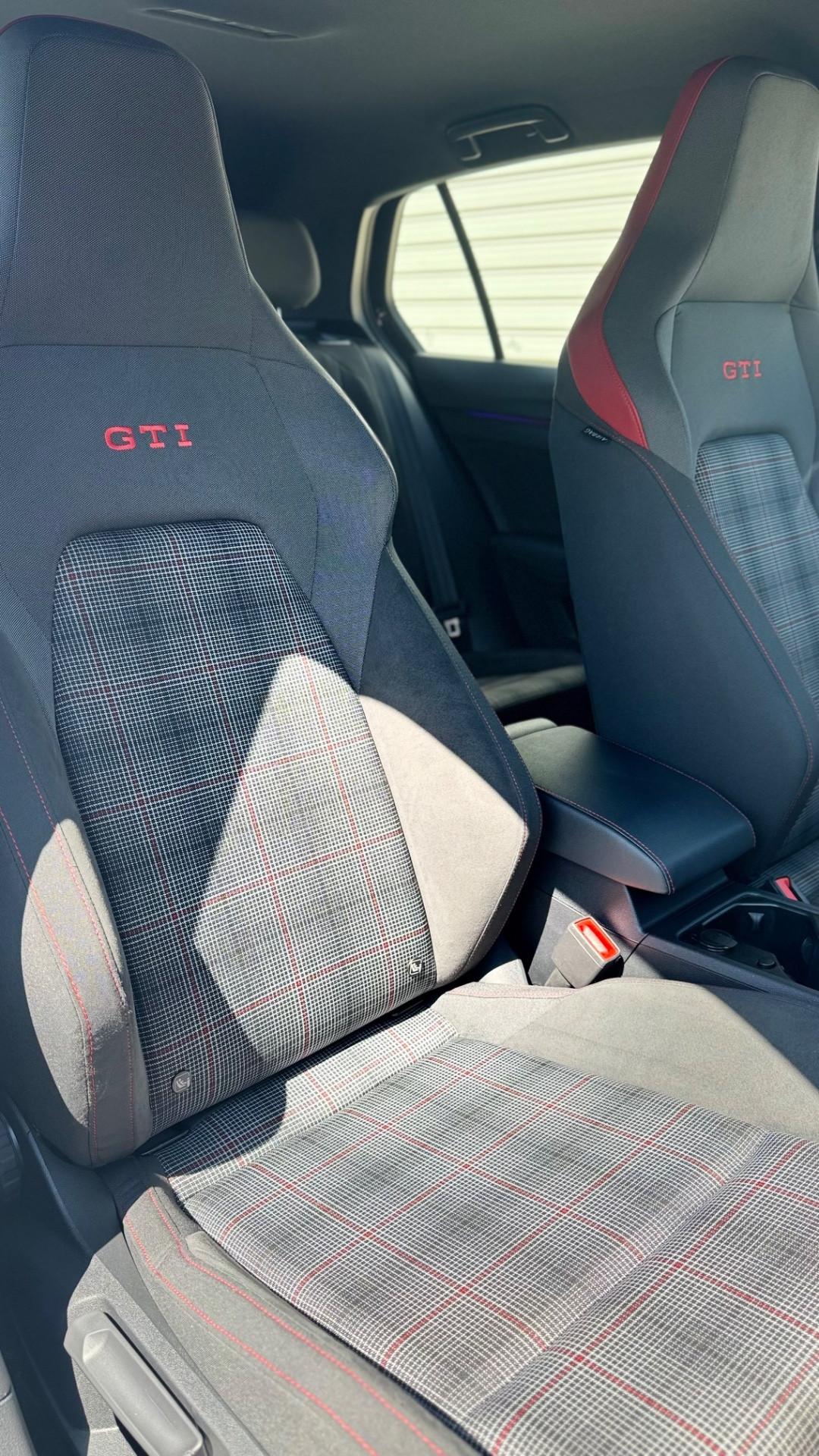 Volkswagen Golf 2.0 TSI DSG GTI