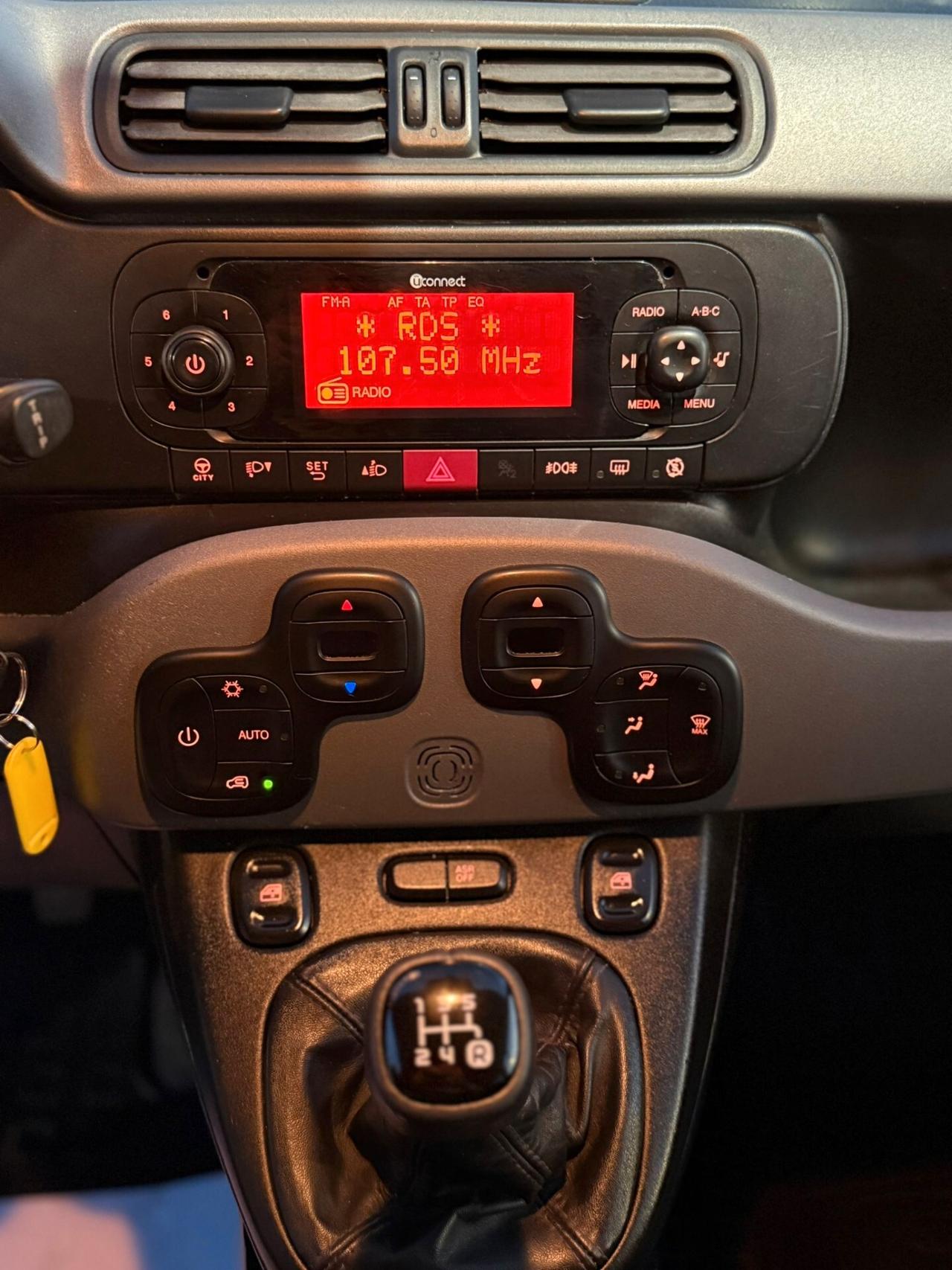 FIAT PANDA 1.2 BENZINA LOUNGE 69 cv