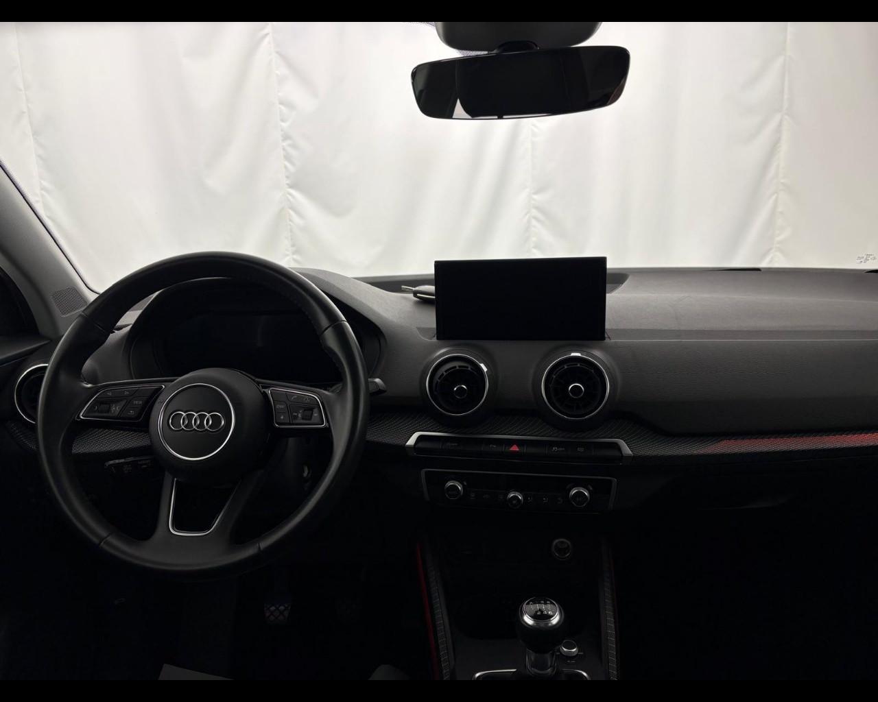 AUDI Q2 35 1.5 tfsi Admired