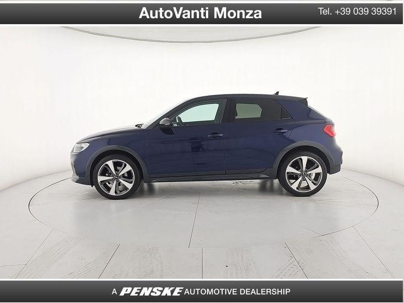 Audi A1 A1 allstreet 30 1.0 tfsi Identity Contrast 110cv