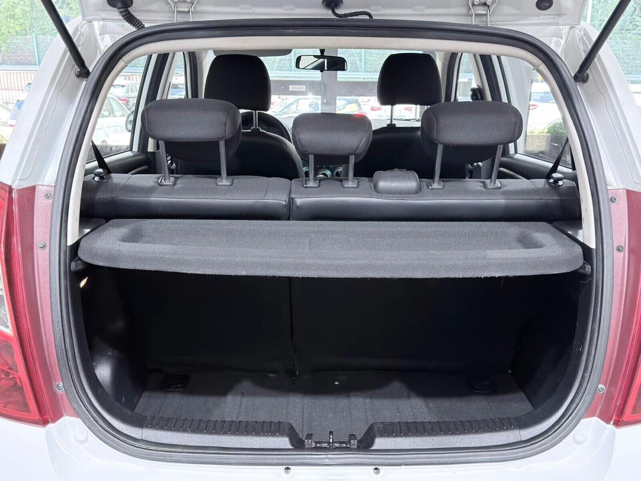 HYUNDAI I10 69cv 90.000km NEOPATENTATI