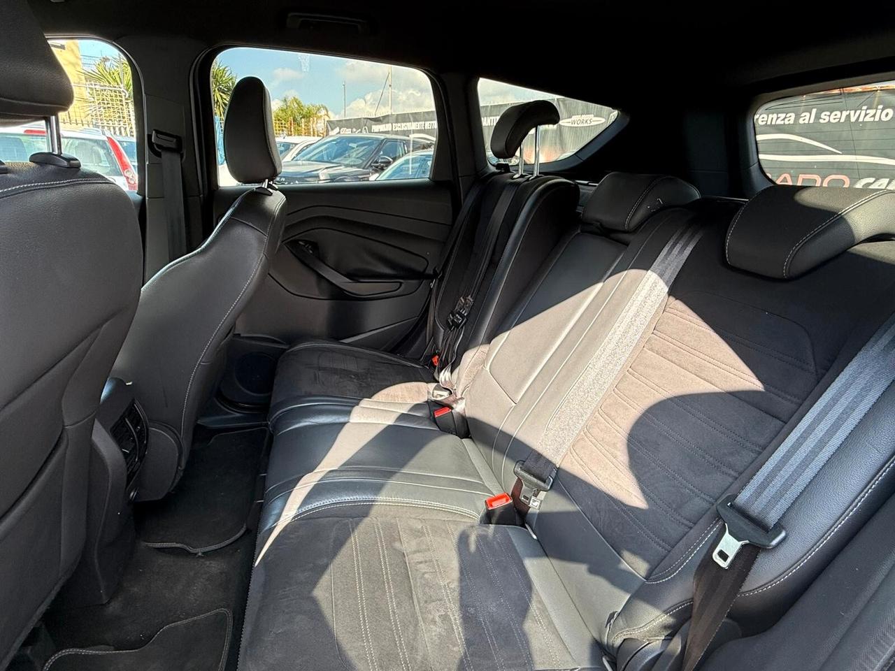 FORD KUGA 2.0 TDCI 150 CV S&S 2WD ST-LINE