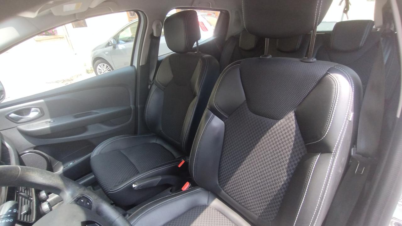 Renault Clio dCi 8V 75 CV 5 porte Moschino Zen NEOPATENTATI