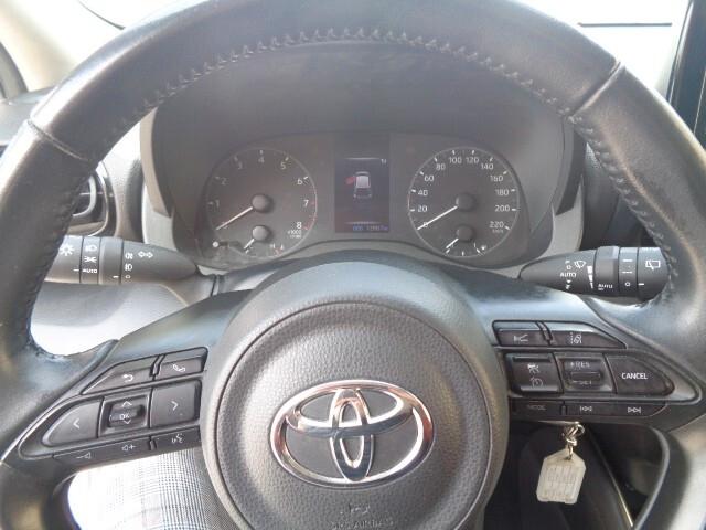 Toyota Yaris 1.0 5 porte Active OK NEOPATENTATI