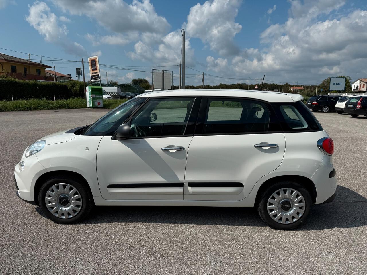 Fiat 500L Wagon 1.3 Multijet 95 CV Mirror