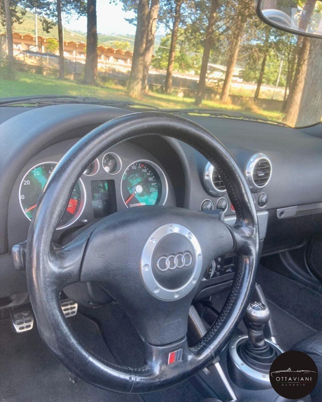 Audi TT cabriolet del 2002