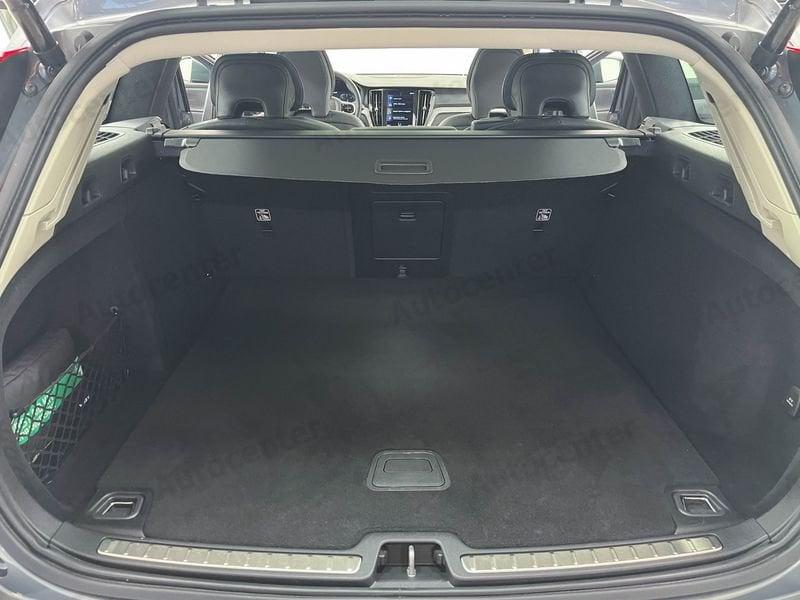 Volvo V60 Cross Country CROSS COUNTRY B4 (d) 197CV AWD AUT BUSINESS PRO