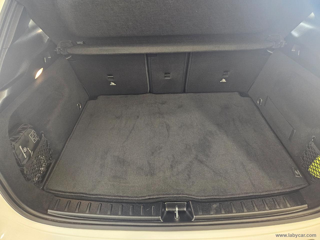 MERCEDES-BENZ GLA 180 d Automatic Premium