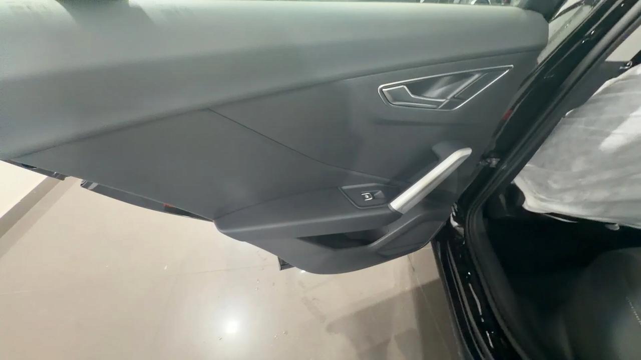 Audi Q2 35 TFSI S tronic line Edition KM0