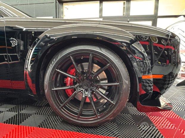 Dodge Challenger SRT HELLCAT 2017