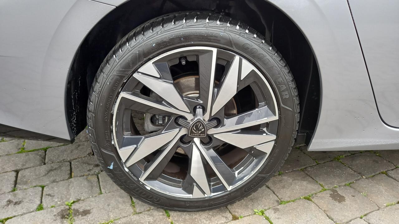 Peugeot 308 BlueHDi 130 S&S EAT8 SW Allure