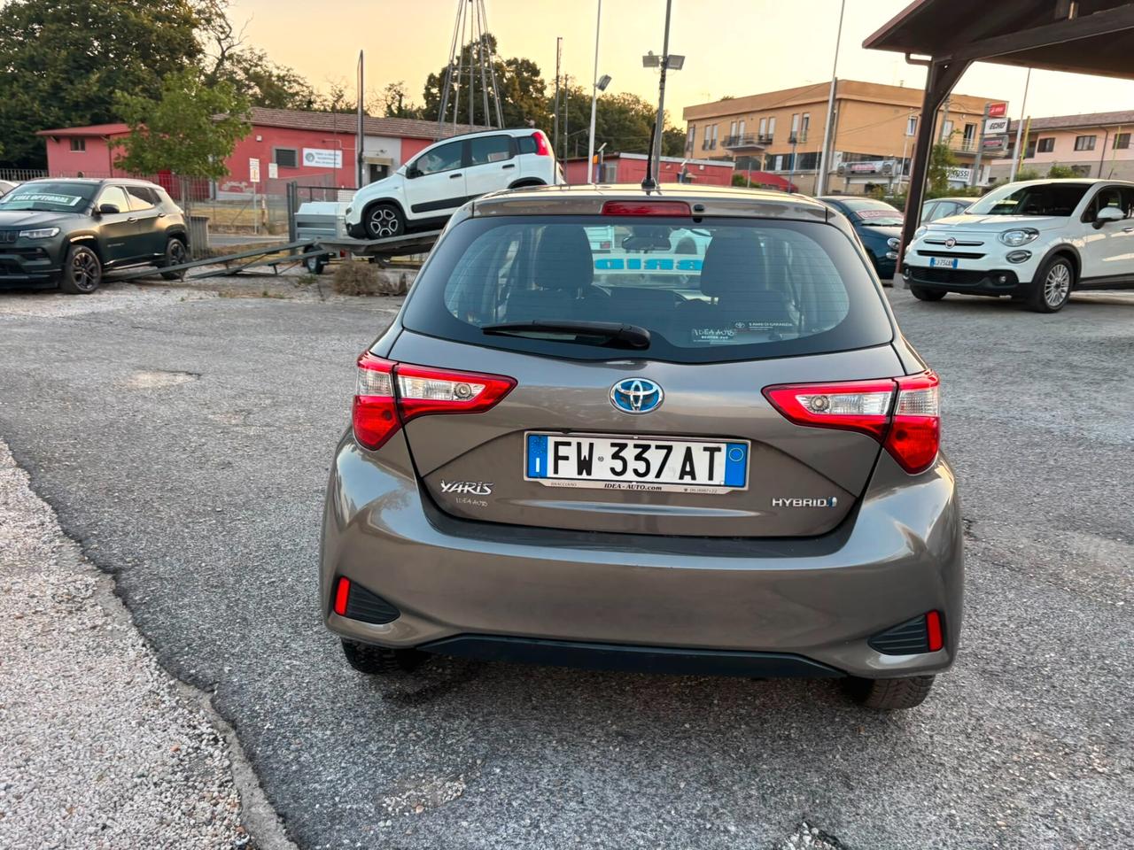 Toyota Yaris 1.5 Hybrid 5 porte Business