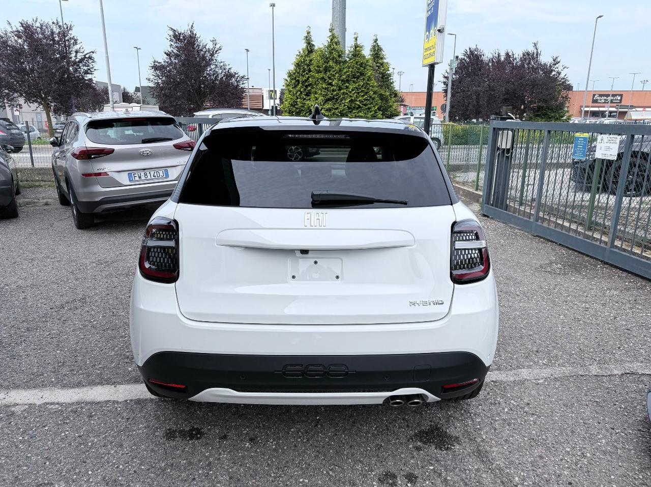 Fiat 600 1.2 hybrid La Prima II 145cv auto