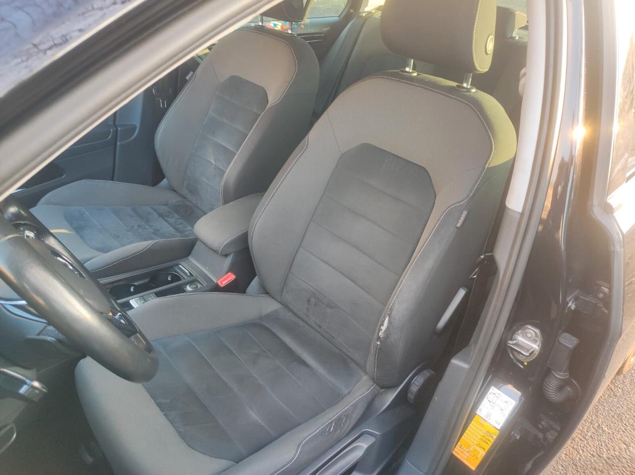 Volkswagen Golf 5p 2.0 tdi Highline 150cv dsg