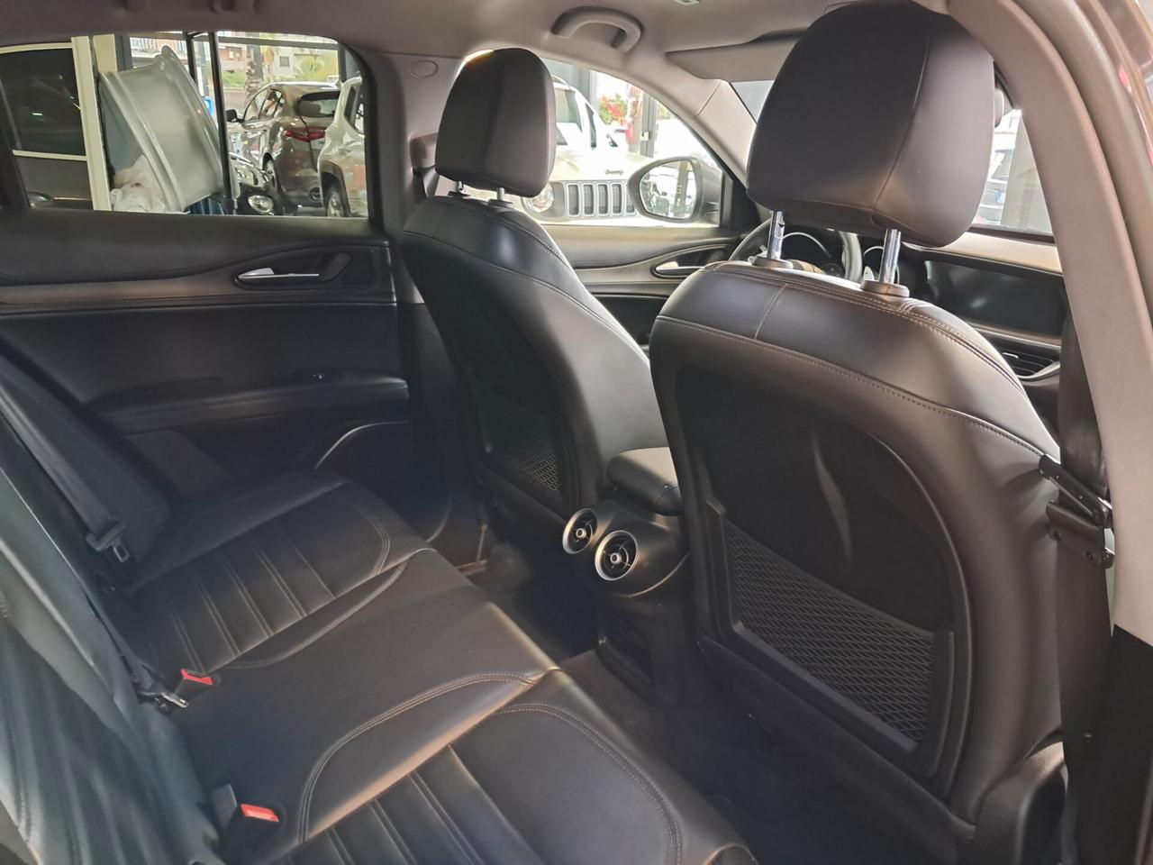 Alfa Romeo Stelvio 2.2 Td 210 cv AT8 Q4 Ti